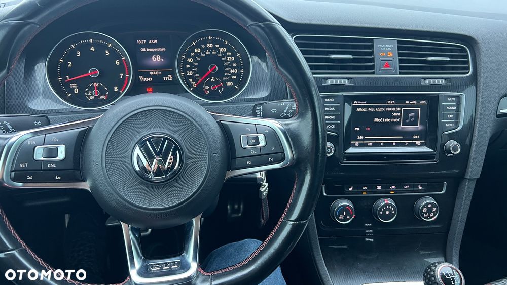 Volkswagen Golf GTI (BlueMotion Technology) - 19