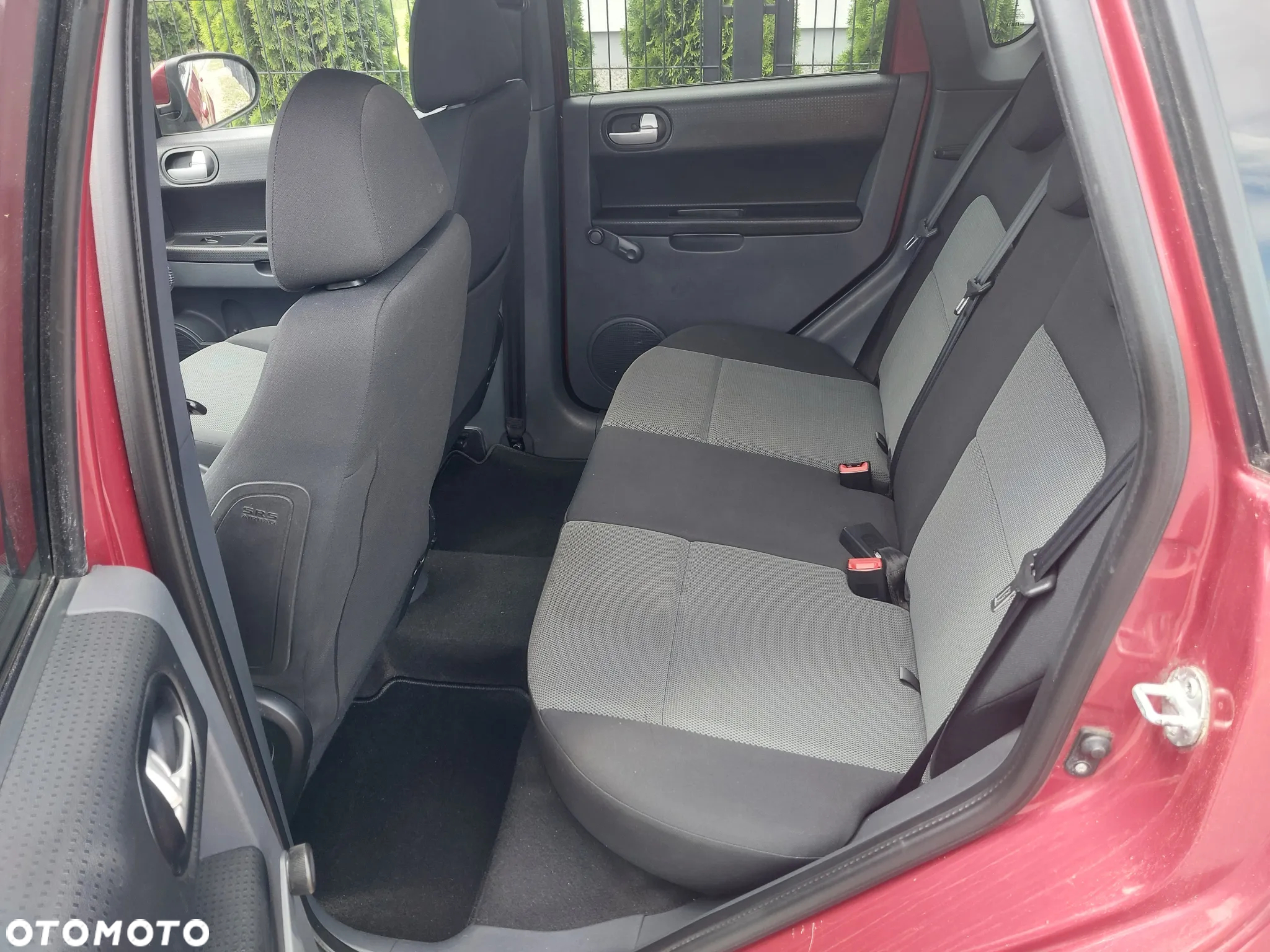 Mitsubishi Colt 1.3 Inform - 4
