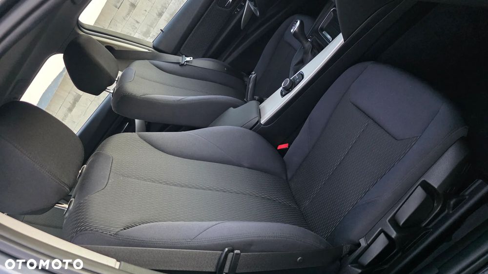 BMW Seria 3 320d xDrive - 26