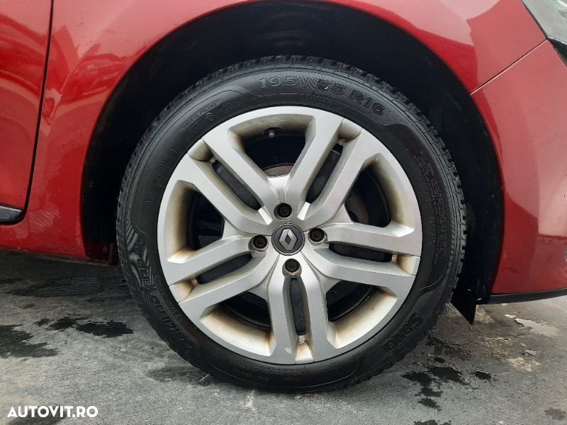 Renault Clio - 6