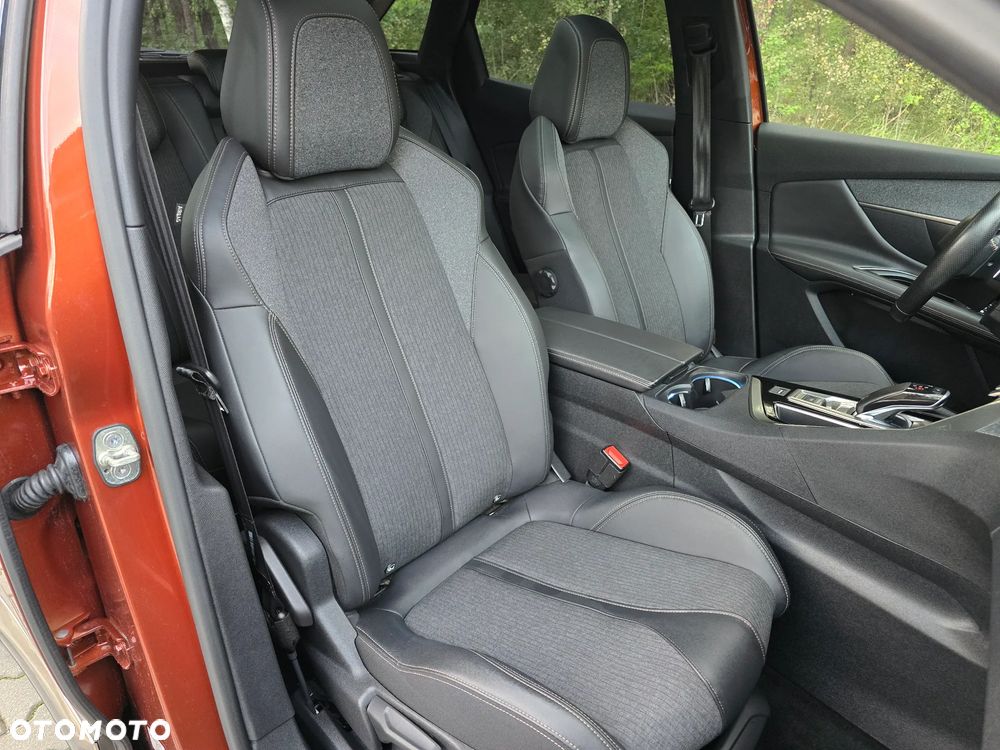 Peugeot 3008 1.6 THP Allure S&S EAT6 - 26