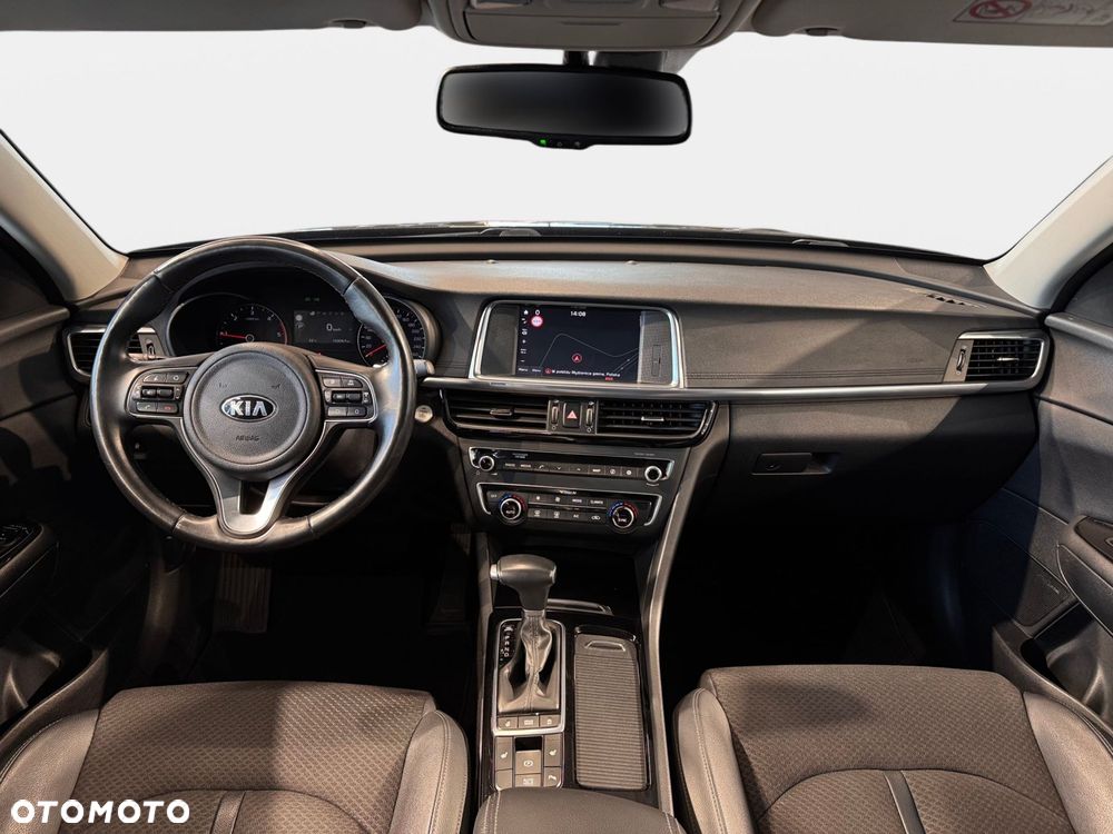 Kia Optima - 22