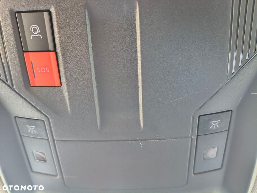 Citroën C5X 1.2 PureTech Shine EAT8 - 33