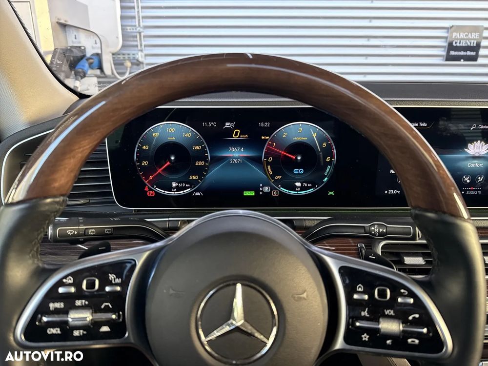 Mercedes-Benz GLE - 32