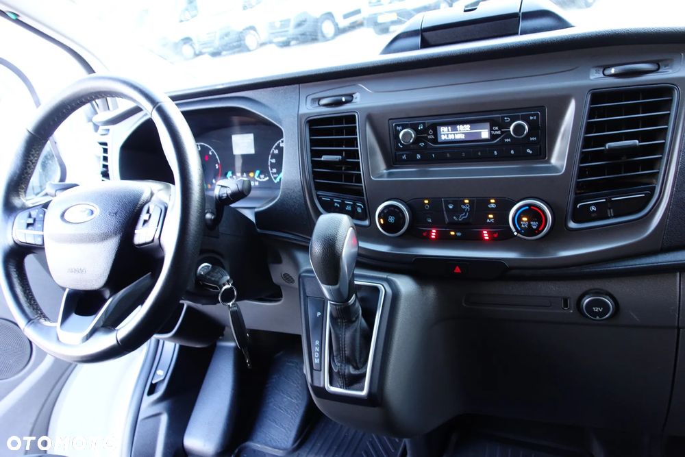 Ford Transit Custom  2.0 Ecoblue  130 KM Automat L1H1 Klima Webasto - 6