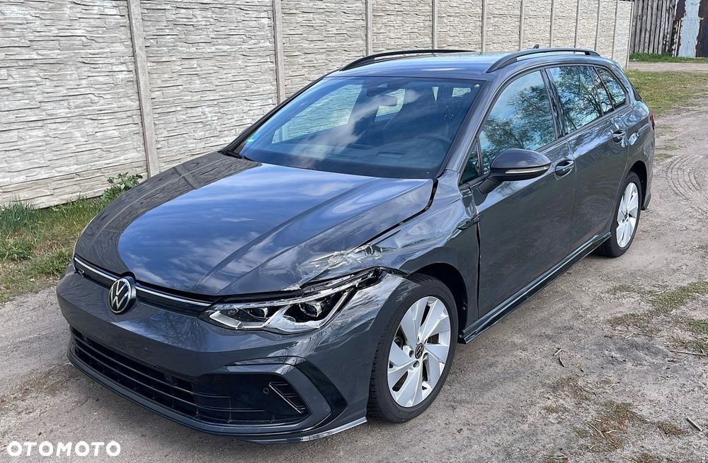 Volkswagen Golf 1.5 eTSI mHEV R-Line DSG - 3