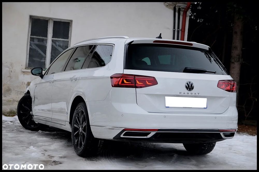 Volkswagen Passat Variant - 18