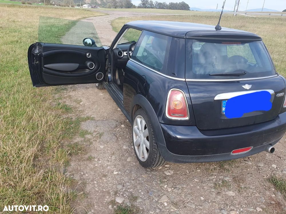 Mini Cooper Standard - 13