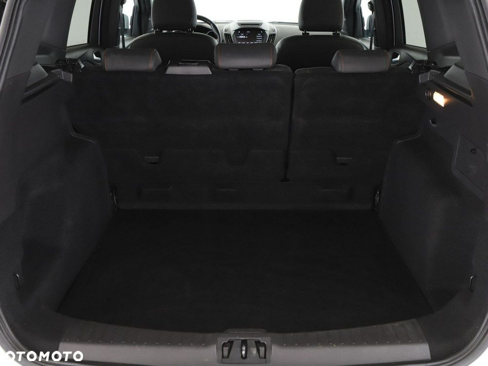 Ford Kuga 2.0 TDCi 4x2 ST-Line - 21