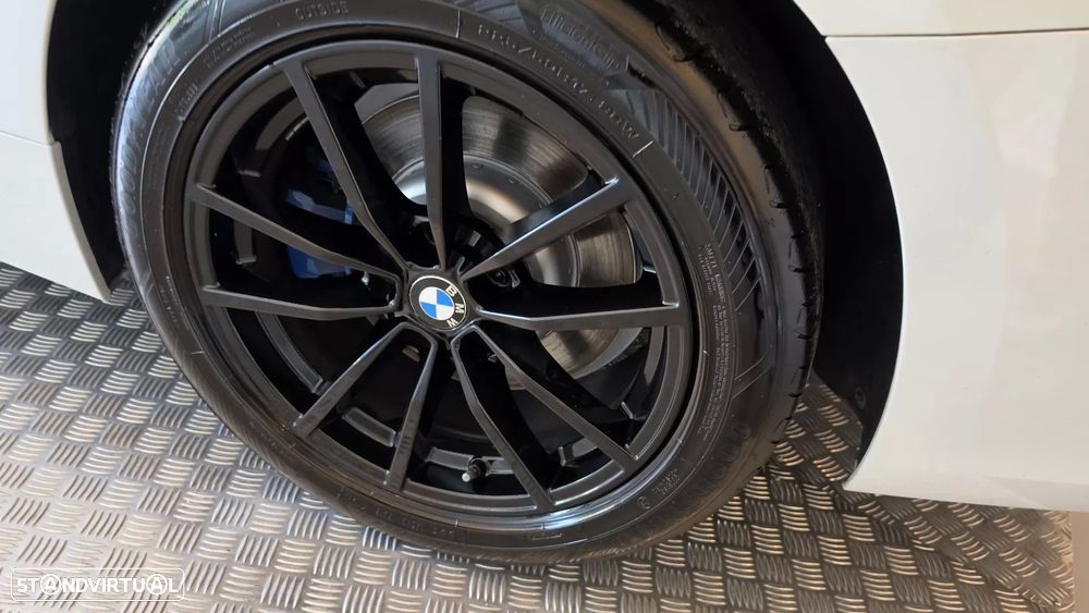 BMW 330 e Line Sport Auto - 35