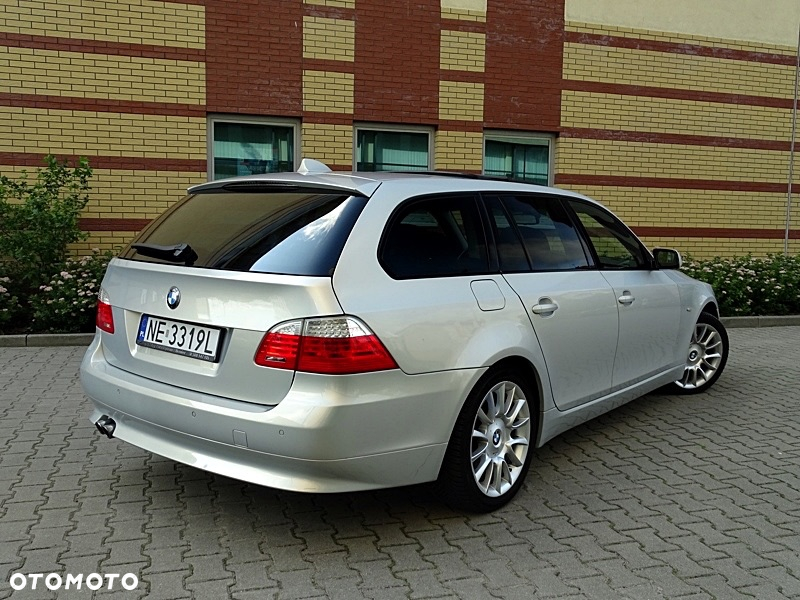 BMW Seria 5 530xi Touring Edition Exclusive - 4