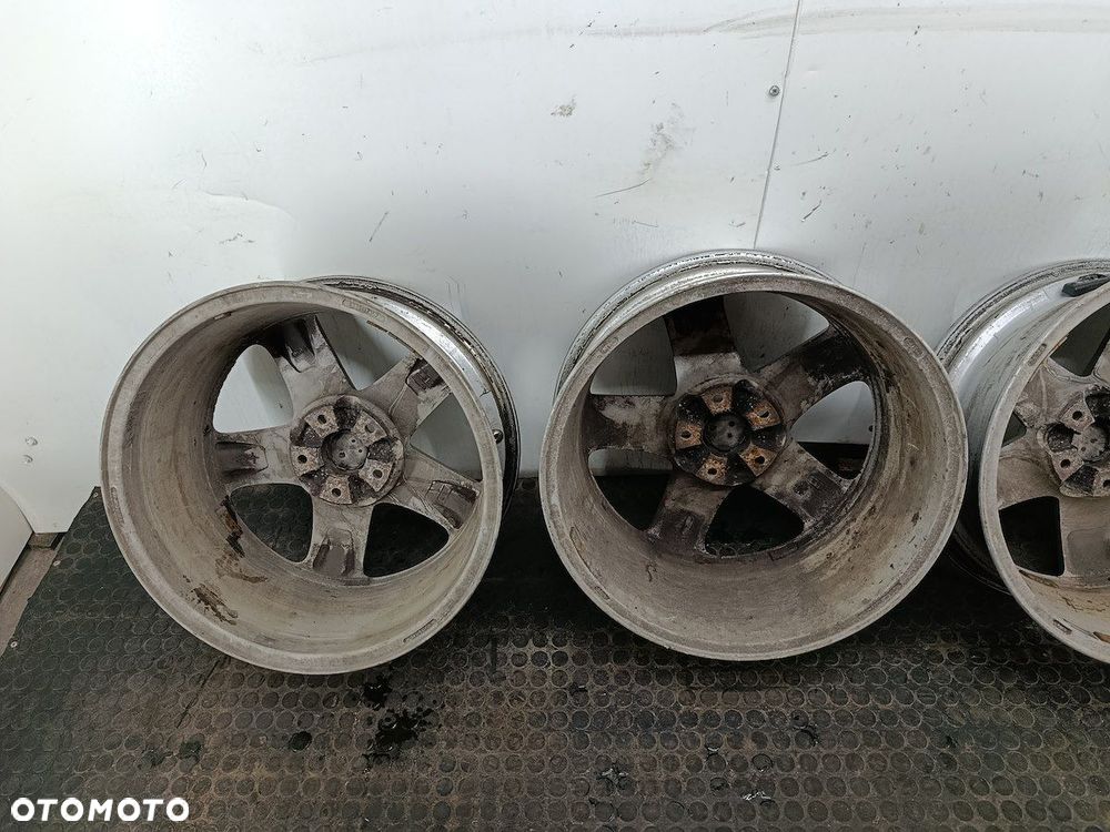 FELGI ALUMINIOWE KOMPLET 17 PEUGEOT 407 SW 7JX17CH3 - 3