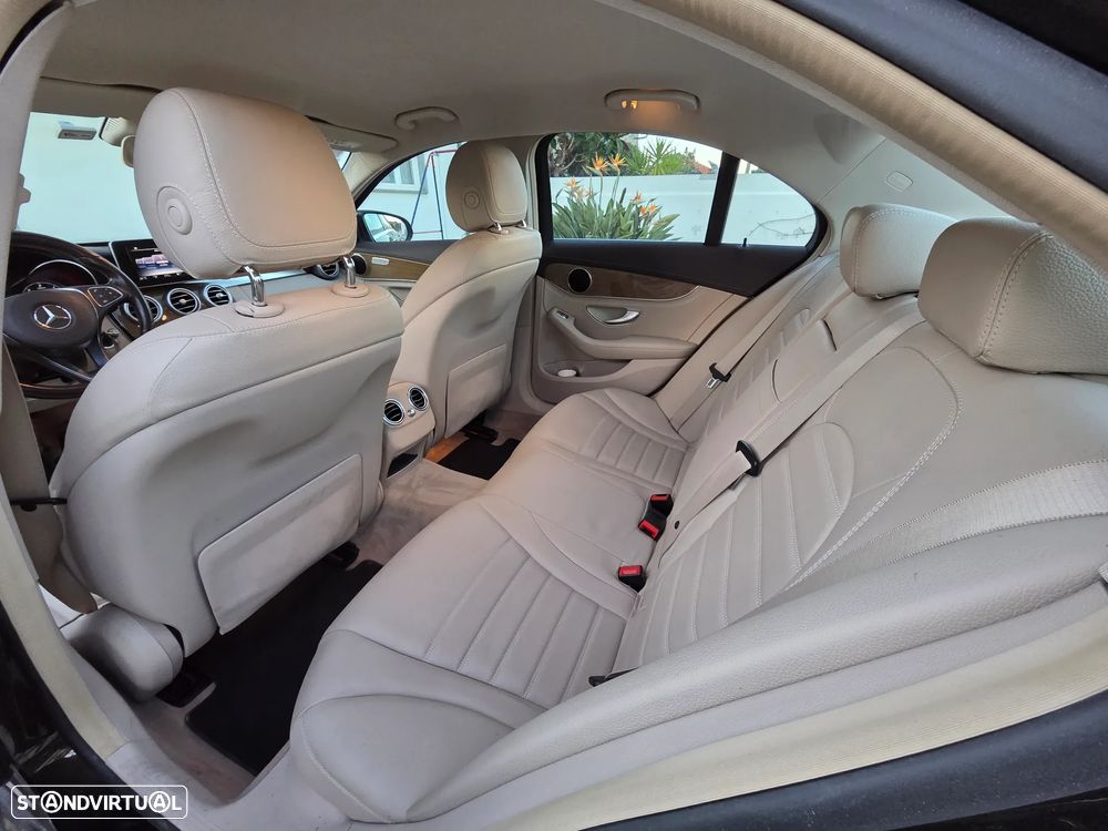 Mercedes-Benz C 300 BlueTEC Hybrid Exclusive - 12