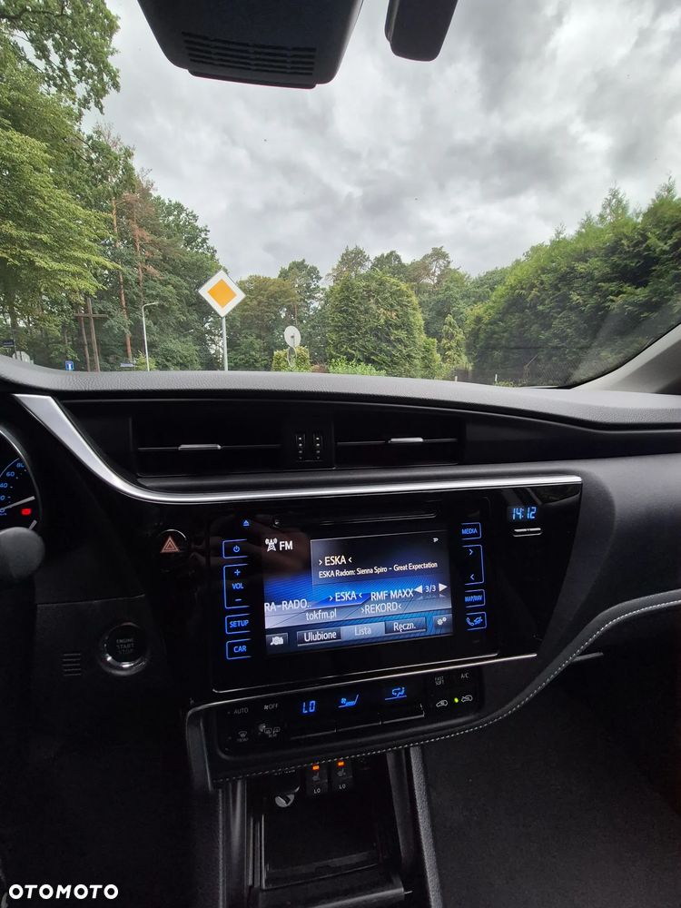 Toyota Auris 1.2 T Prestige - 12