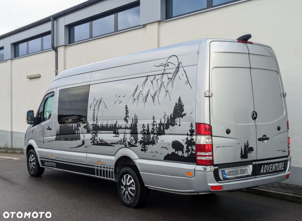 Mercedes-Benz Sprinter - 2