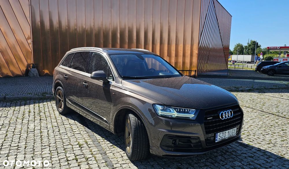 Audi Q7 - 3