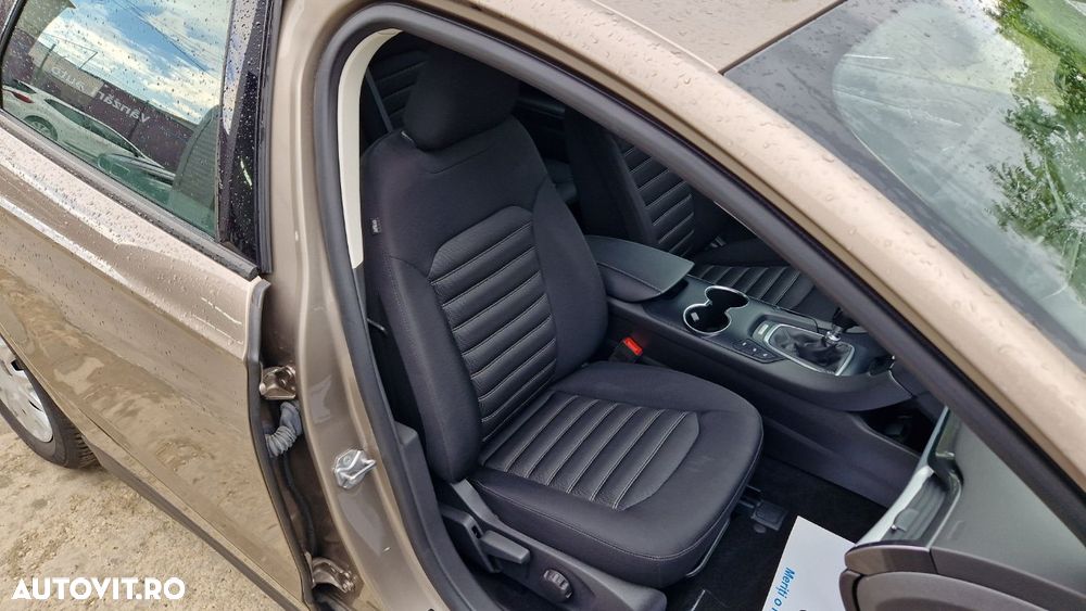 Ford Mondeo - 17