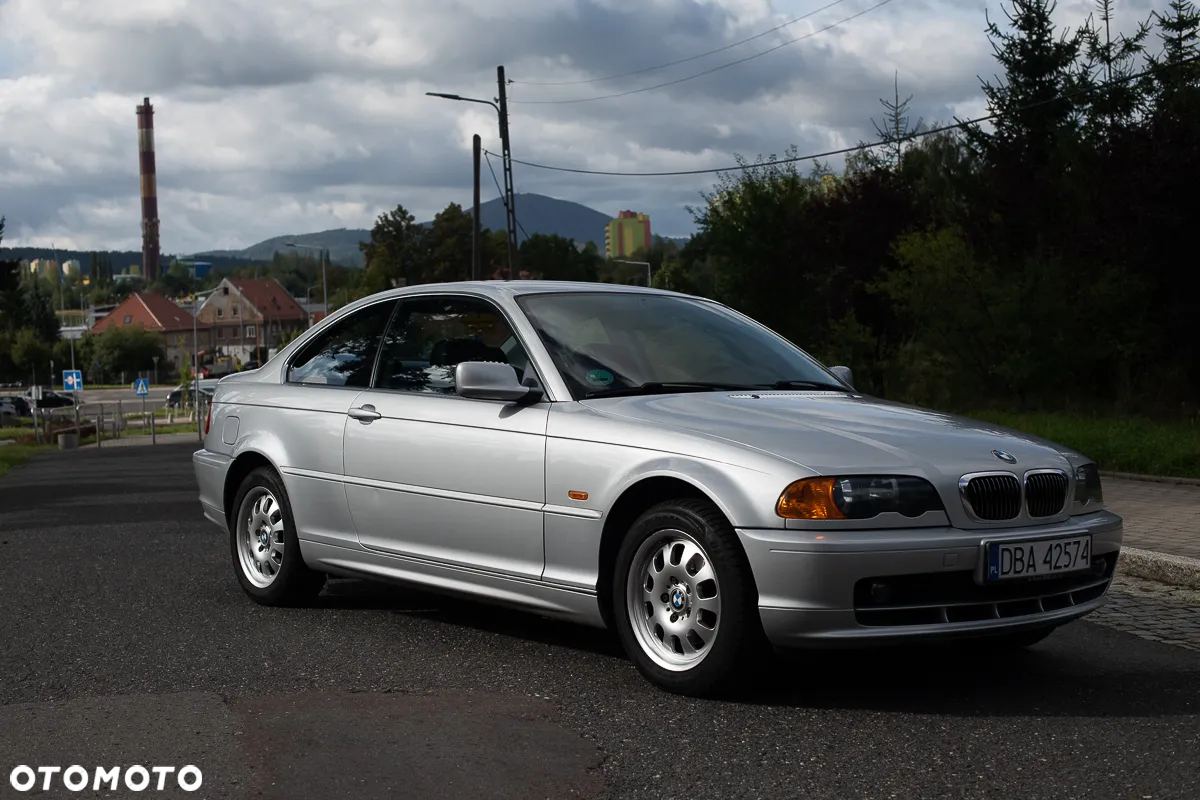 BMW Seria 3 323Ci - 6