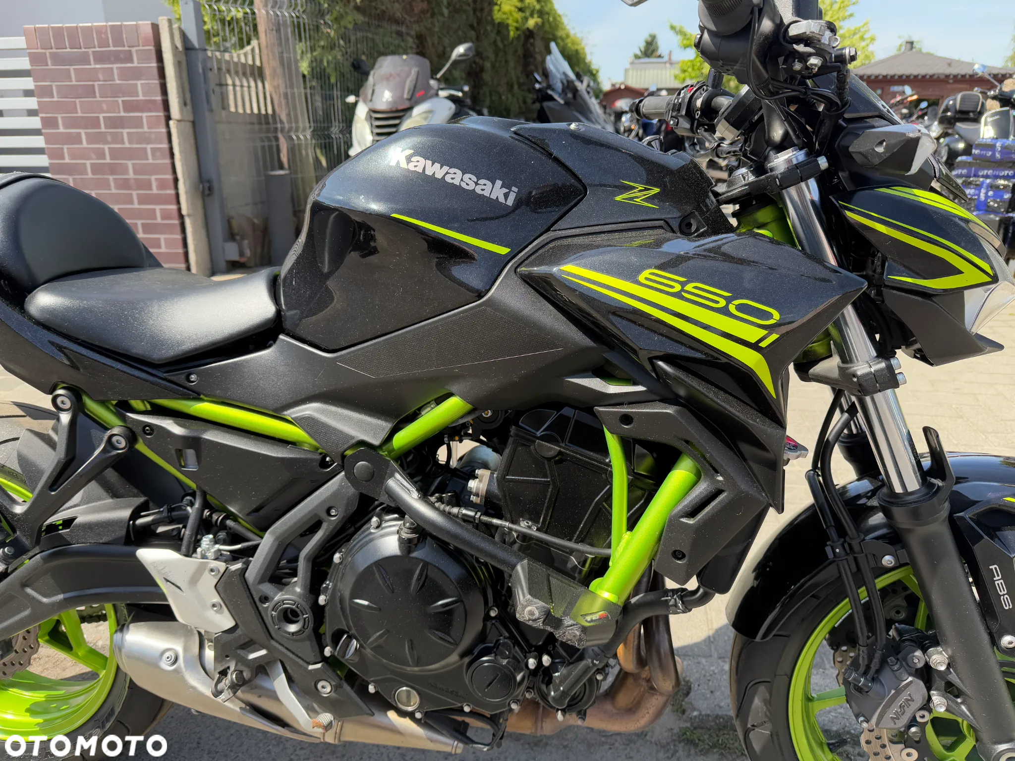 Kawasaki Z 650 - 21