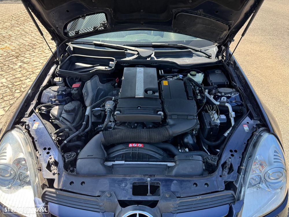 Mercedes-Benz SLK 200 - 12
