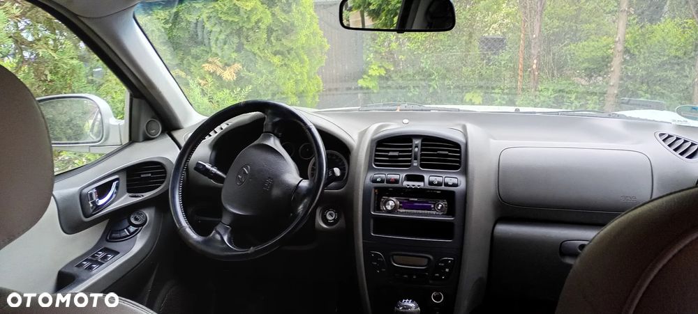 Hyundai Santa Fe 2.4 GLS 2WD - 5