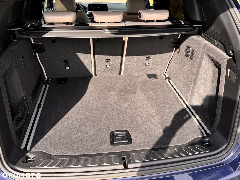 BMW X3 xM40i mHEV - 20
