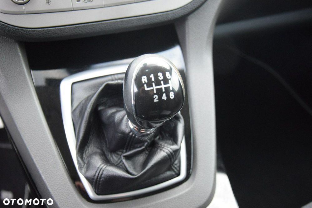 Ford Kuga 2.0 TDCi 4x4 Individual - 37