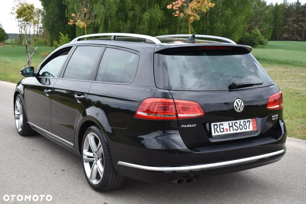 Volkswagen Passat 2.0 TDI BlueMotion Technology R-Line - 11