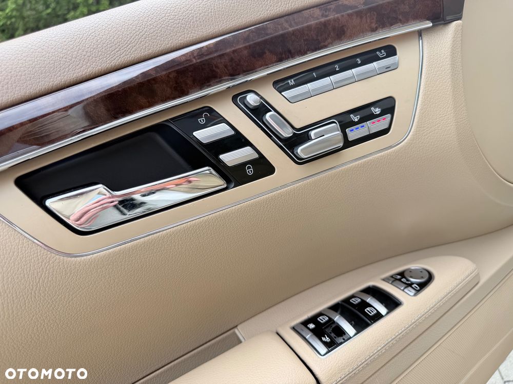 Mercedes-Benz Klasa S 500 4Matic 7G-TRONIC - 14