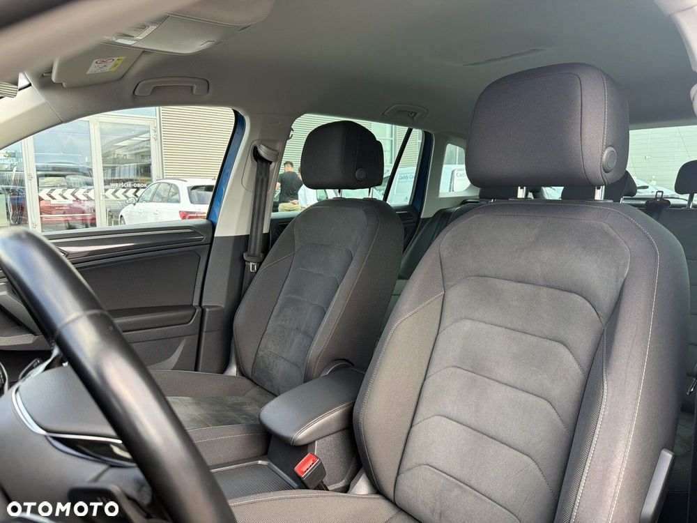 Volkswagen Tiguan - 29
