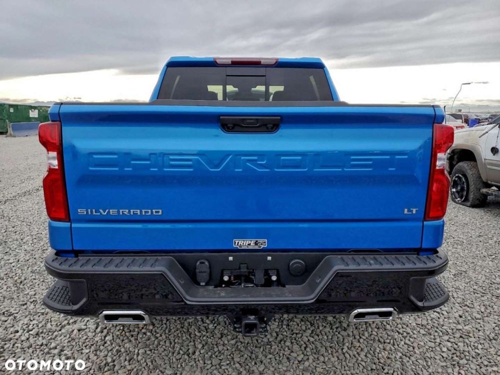 Chevrolet Silverado - 7