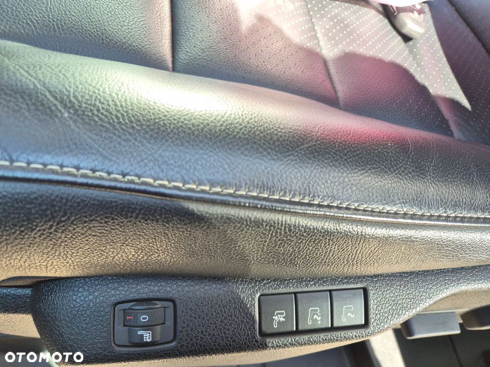 Peugeot Traveller L3 2.0 EAT8 Allure - 26