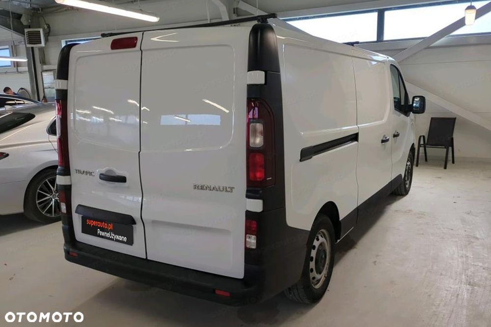 Renault Trafic L2H1 2.0 120 KM - 5