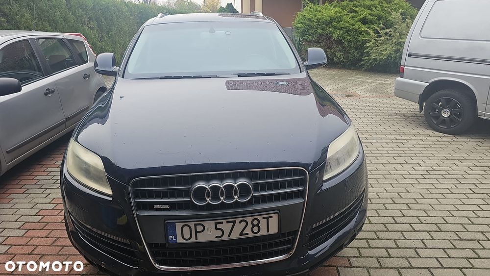 Audi Q7 - 6