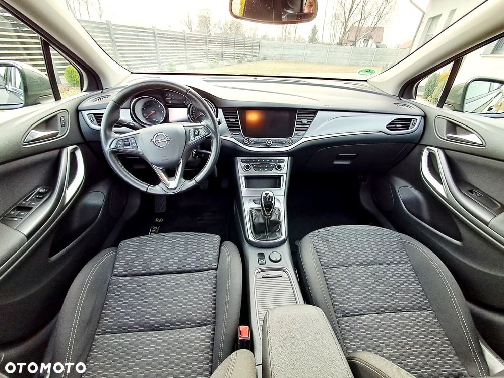 Opel Astra 1.6 CDTI Enjoy - 21