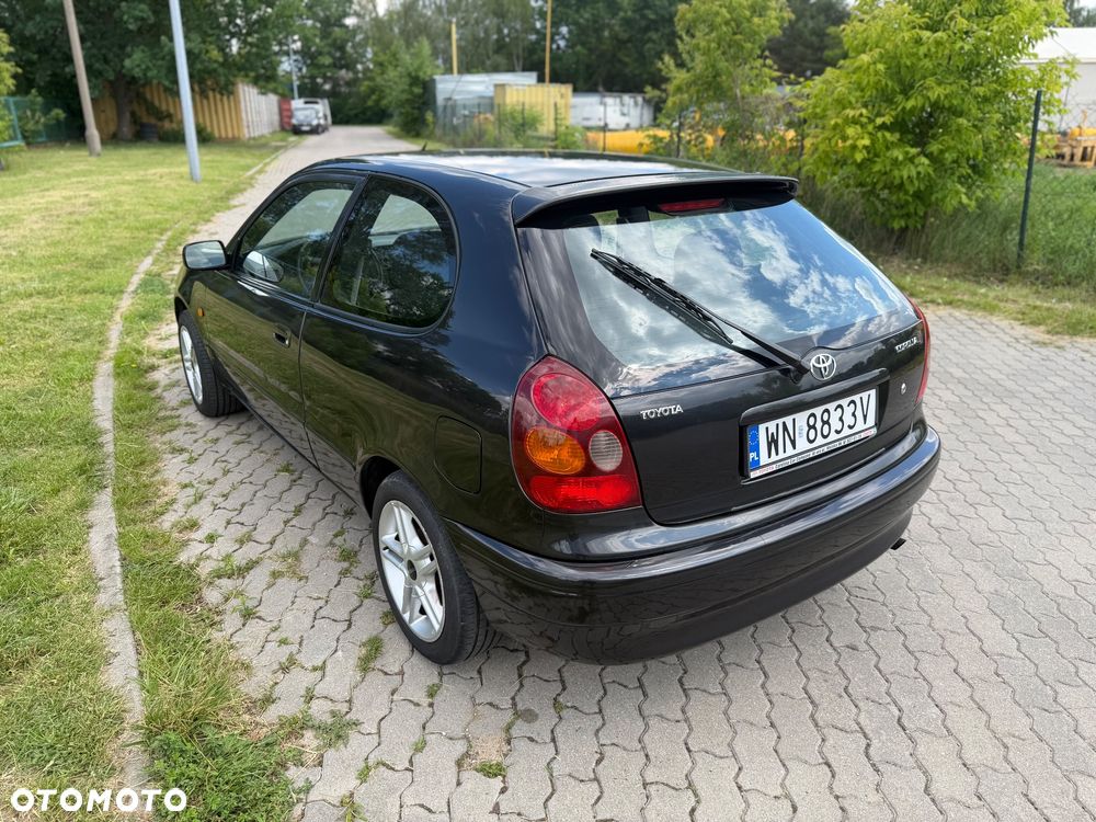 Toyota Corolla - 11