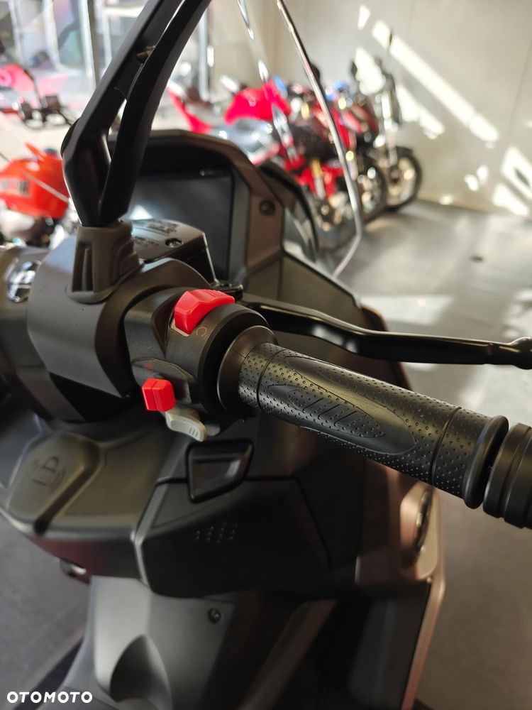 QJMOTOR FORT 350 - 11