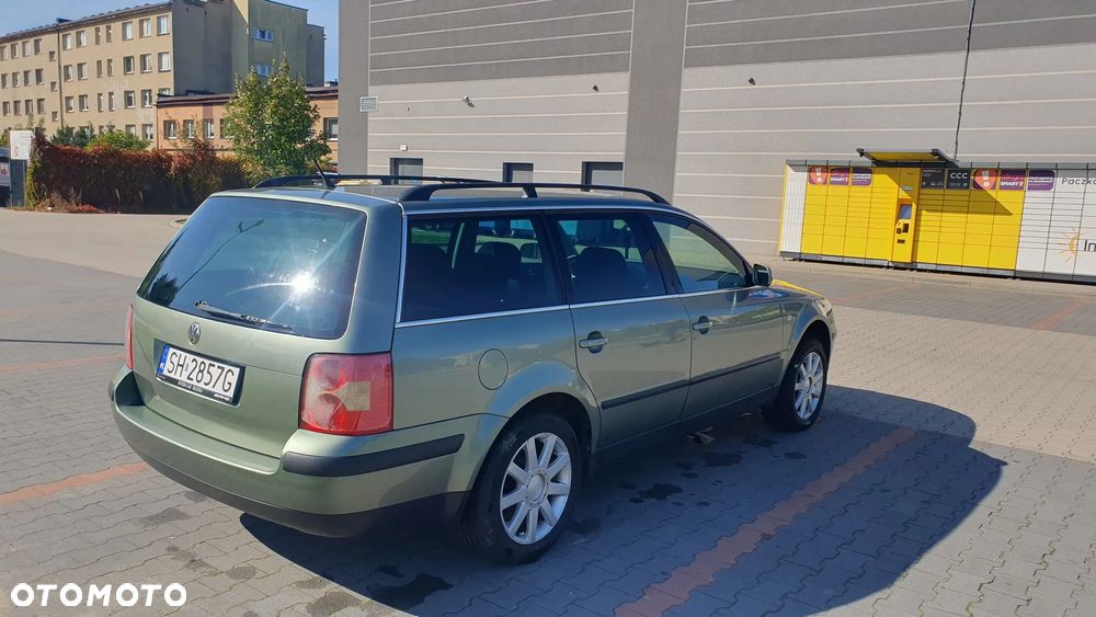 Volkswagen Passat 1.6 Comfortline - 5