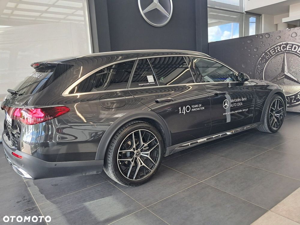 Mercedes-Benz Klasa E 220 d mHEV 4-Matic All-Terrain Avantgarde 9G-Tronic - 14