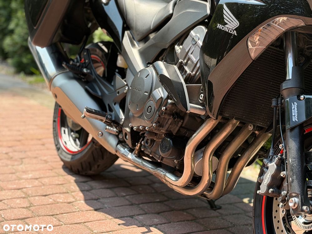 Honda CBF - 12