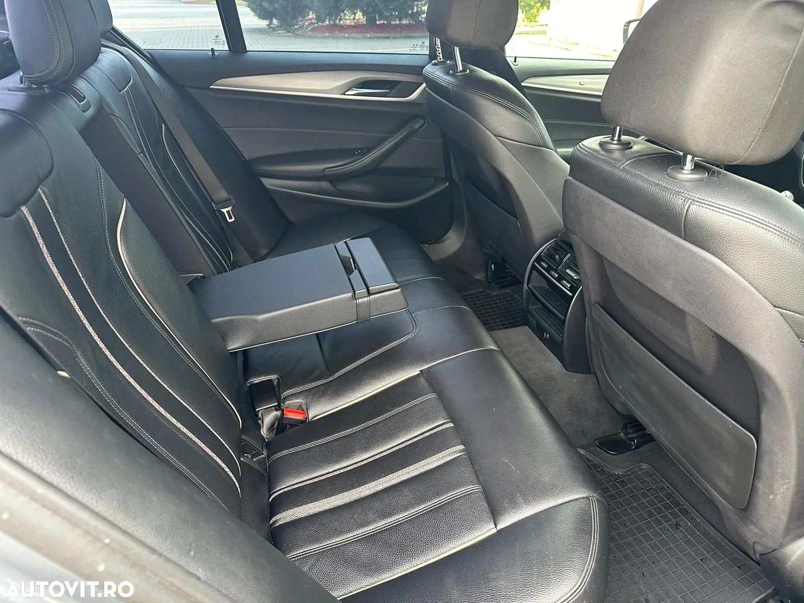 BMW Seria 5 530e iPerformance Aut. - 12