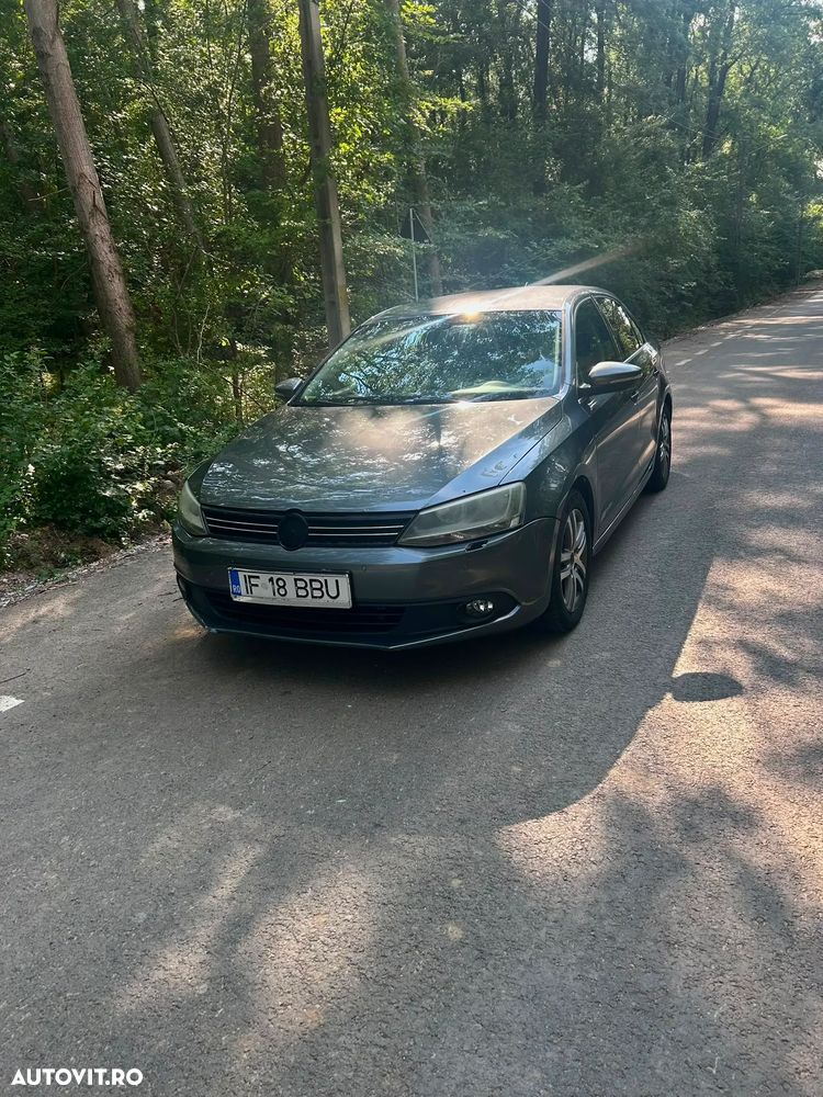 Volkswagen Jetta 1.6 TDI DPF Comfortline - 1