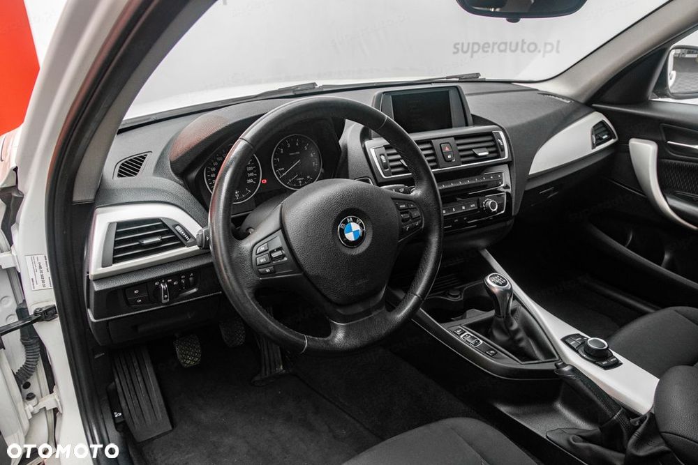 BMW Seria 1 118i - 13
