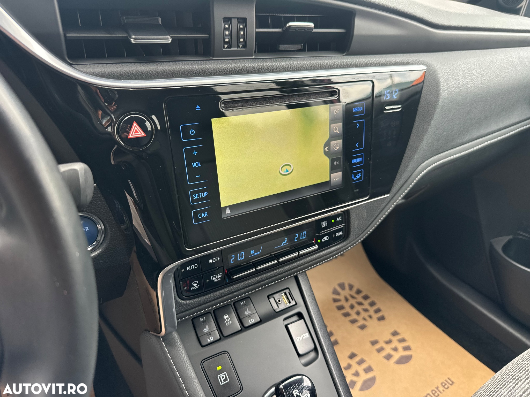 Toyota Auris 1.8 VVT-i Hybrid Automatik Design Edition - 23