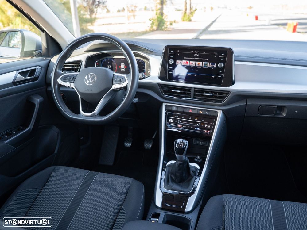 VW T-Roc 1.0 TSI Life - 23