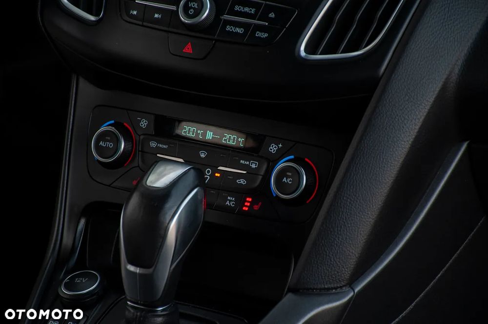 Ford Focus 2.0 TDCi ST-2 PowerShift - 21