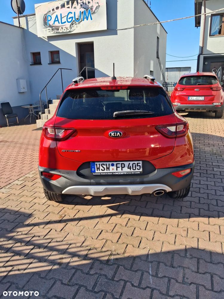 Kia Stonic - 4