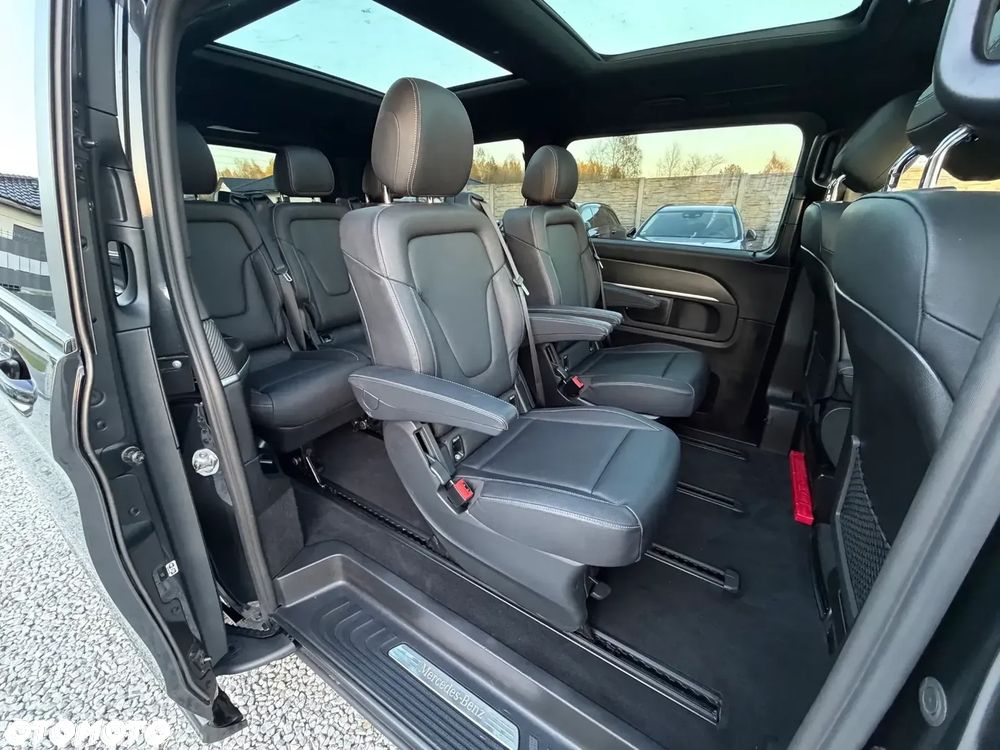 Mercedes-Benz Klasa V 300 d lang 9G-TRONIC Avantgarde - 33