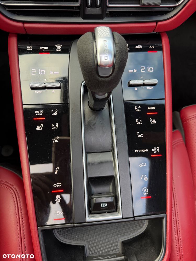 Porsche Macan PDK - 35