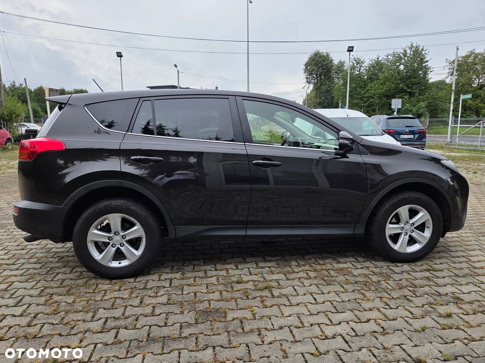 Toyota RAV4 2.0 D-4D Premium - 8